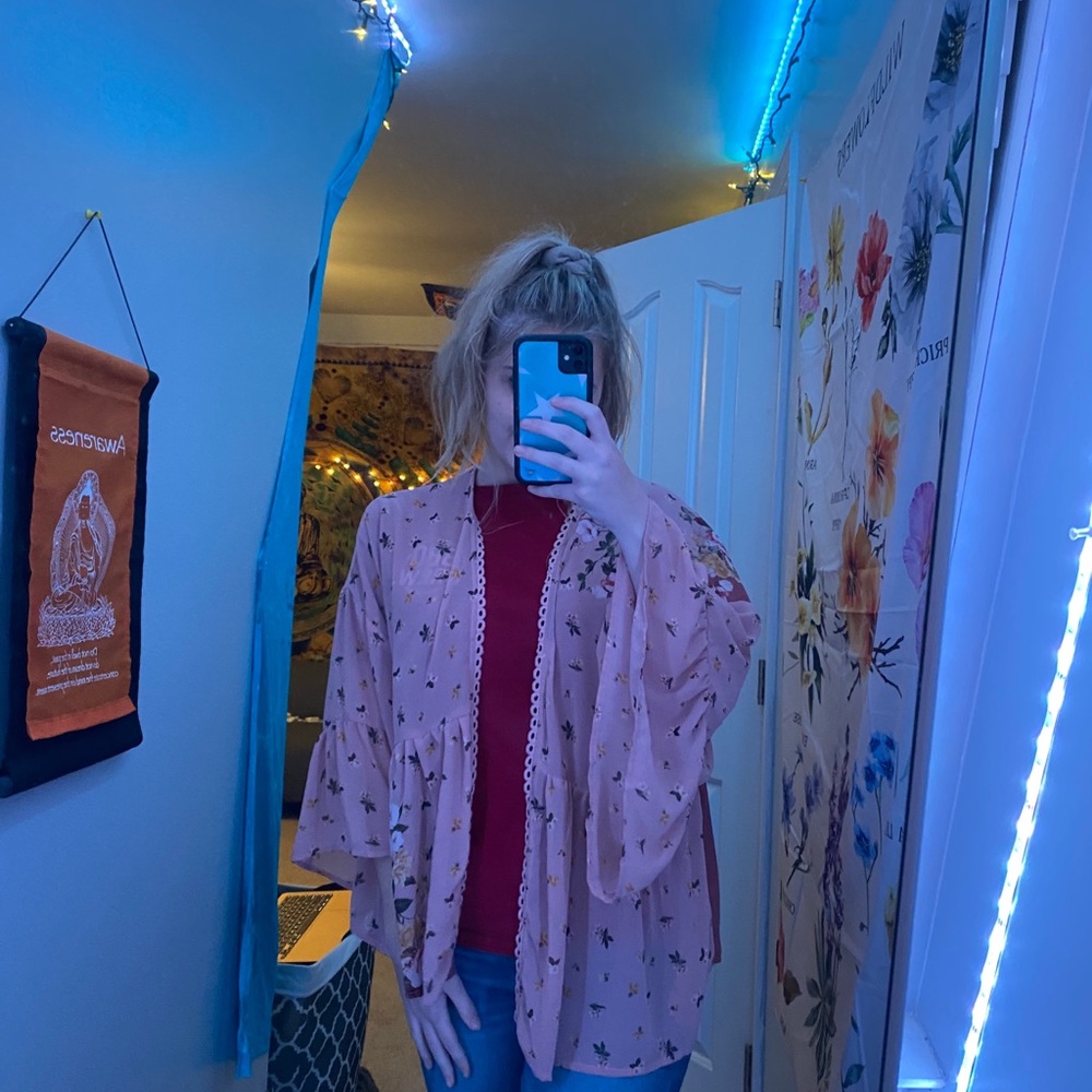 Cute flower cardigan